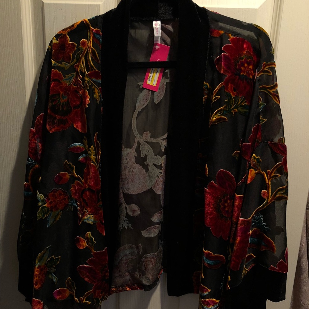 crop top velvet kimono